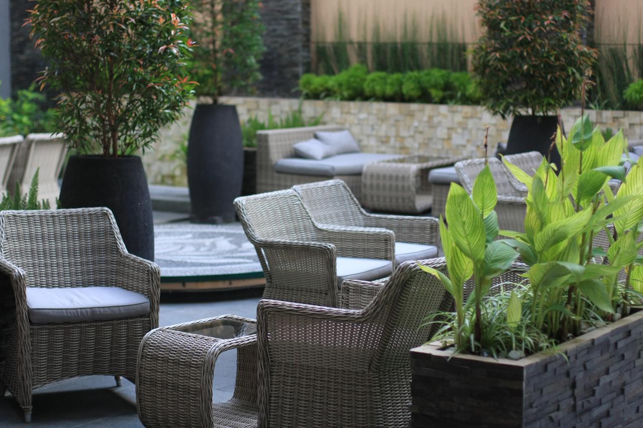Crystal Lotus Hotel Yogyakarta Exterior photo